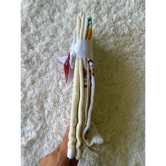 Disney Mickey & Minnie Holiday Hand Towels 2 Pack 15"x25" Embroidered Cotton NEW - Picture 9 of 9